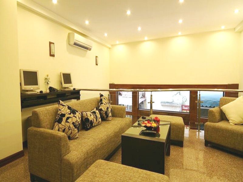 Eliana Ruby Hotel & Travel Hanoi Exterior foto