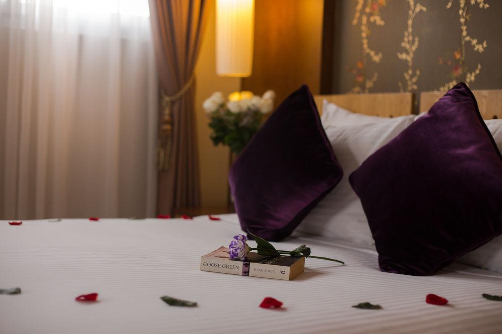 Eliana Ruby Hotel & Travel Hanoi Exterior foto