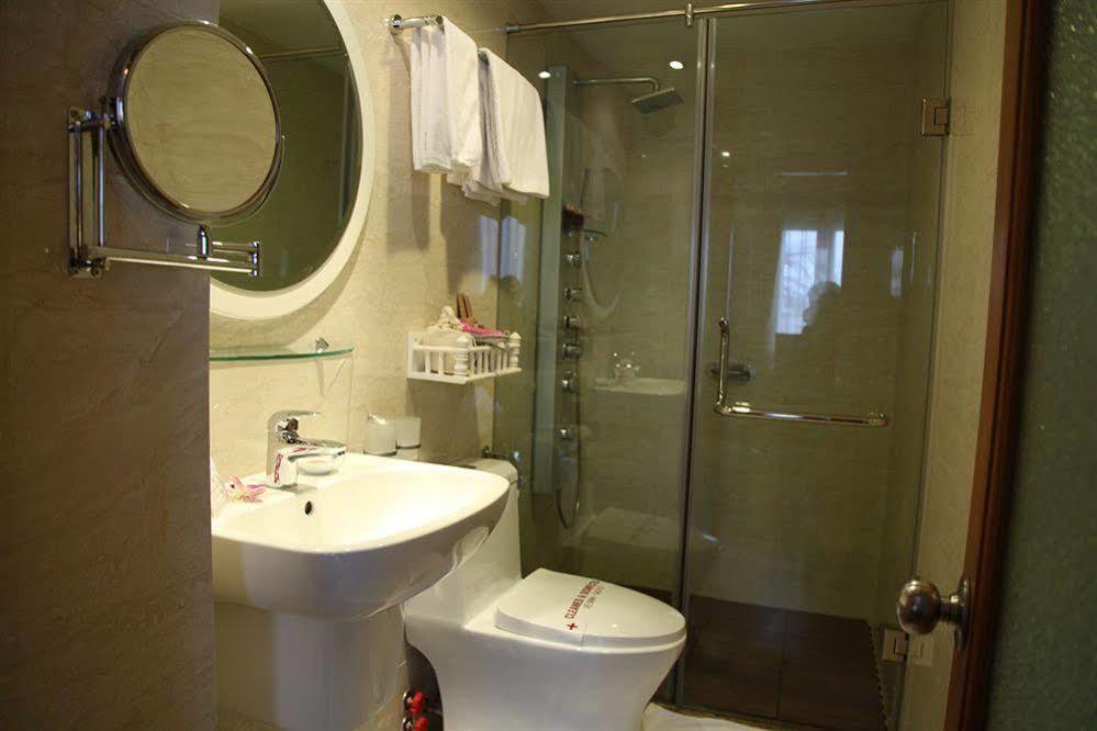 Eliana Ruby Hotel & Travel Hanoi Exterior foto