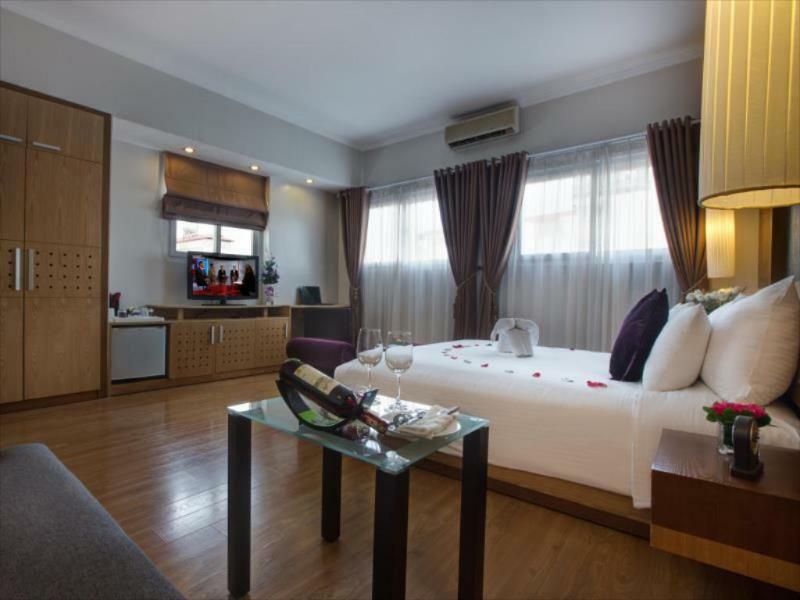 Eliana Ruby Hotel & Travel Hanoi Exterior foto
